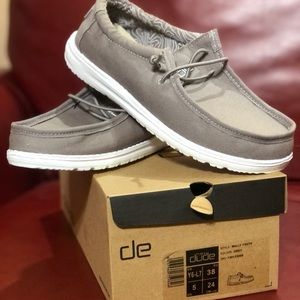 Hey Dude Wally Youth grey shoes